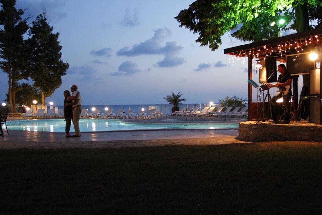 Helios Hotel Balchik Exterior foto