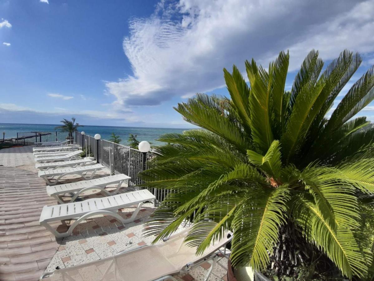 Helios Hotel Balchik Exterior foto