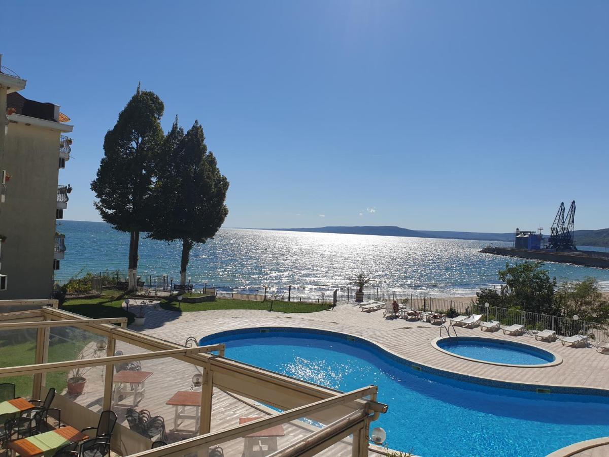 Helios Hotel Balchik Exterior foto